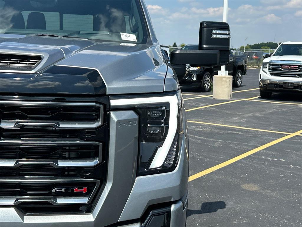 new 2025 GMC Sierra 2500 car, priced at $70,000