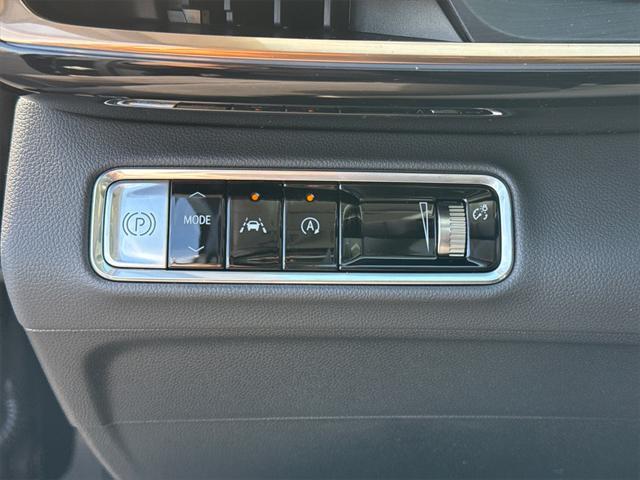 new 2025 Buick Envision car, priced at $45,490