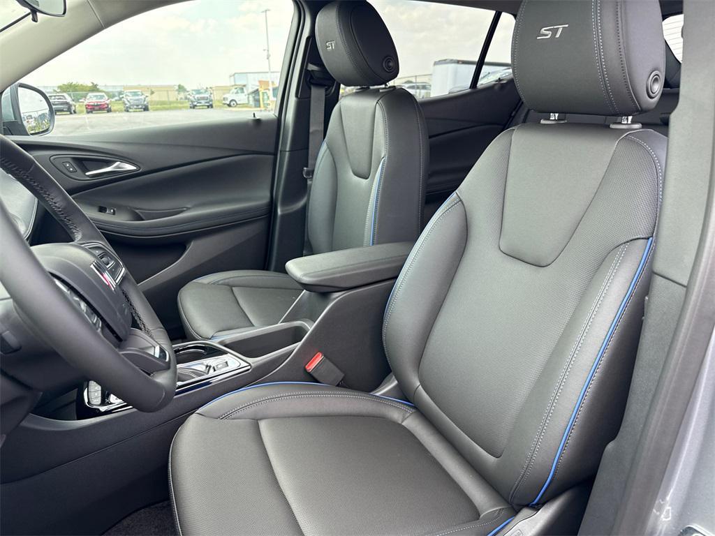 new 2026 Buick Encore GX car, priced at $27,750