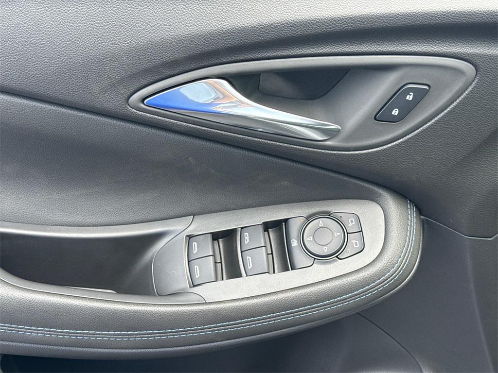 new 2026 Buick Encore GX car, priced at $27,750
