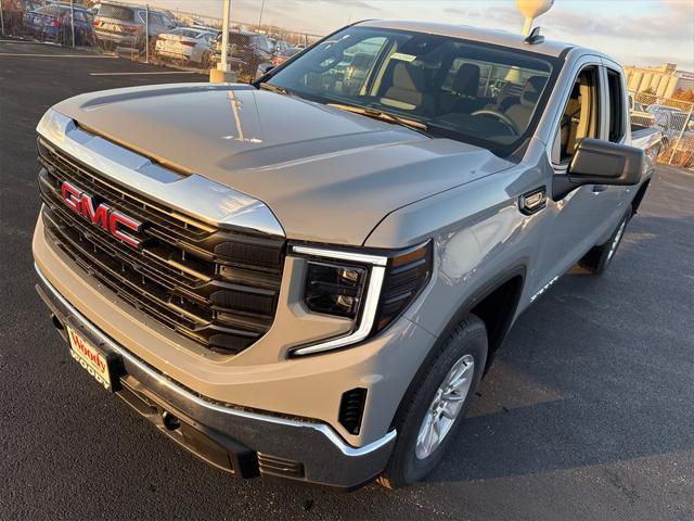 new 2025 GMC Sierra 1500 car, priced at $44,500