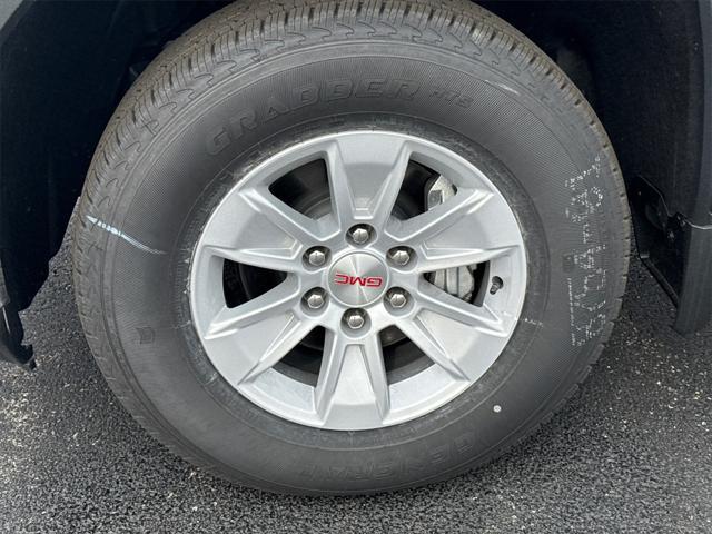 new 2024 GMC Sierra 1500 car, priced at $36,000