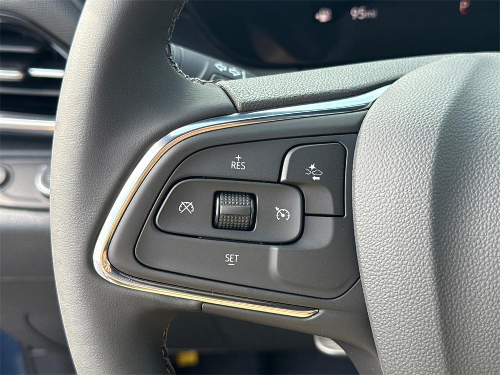 new 2025 Buick Envista car, priced at $25,000
