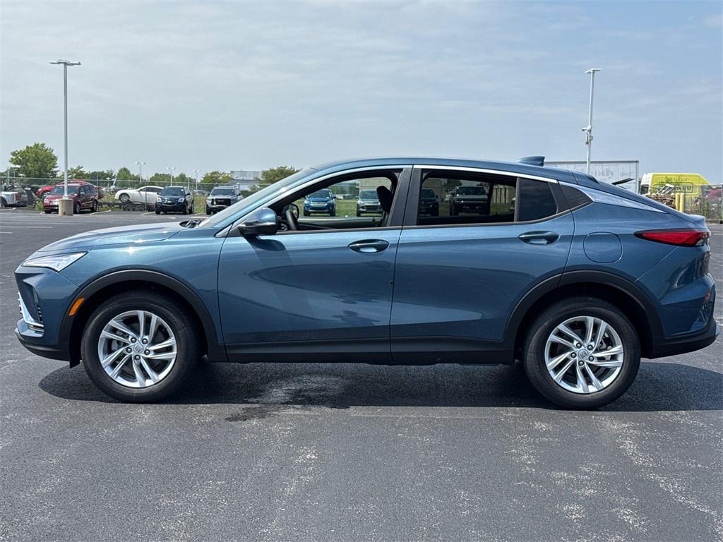 new 2025 Buick Envista car, priced at $22,000