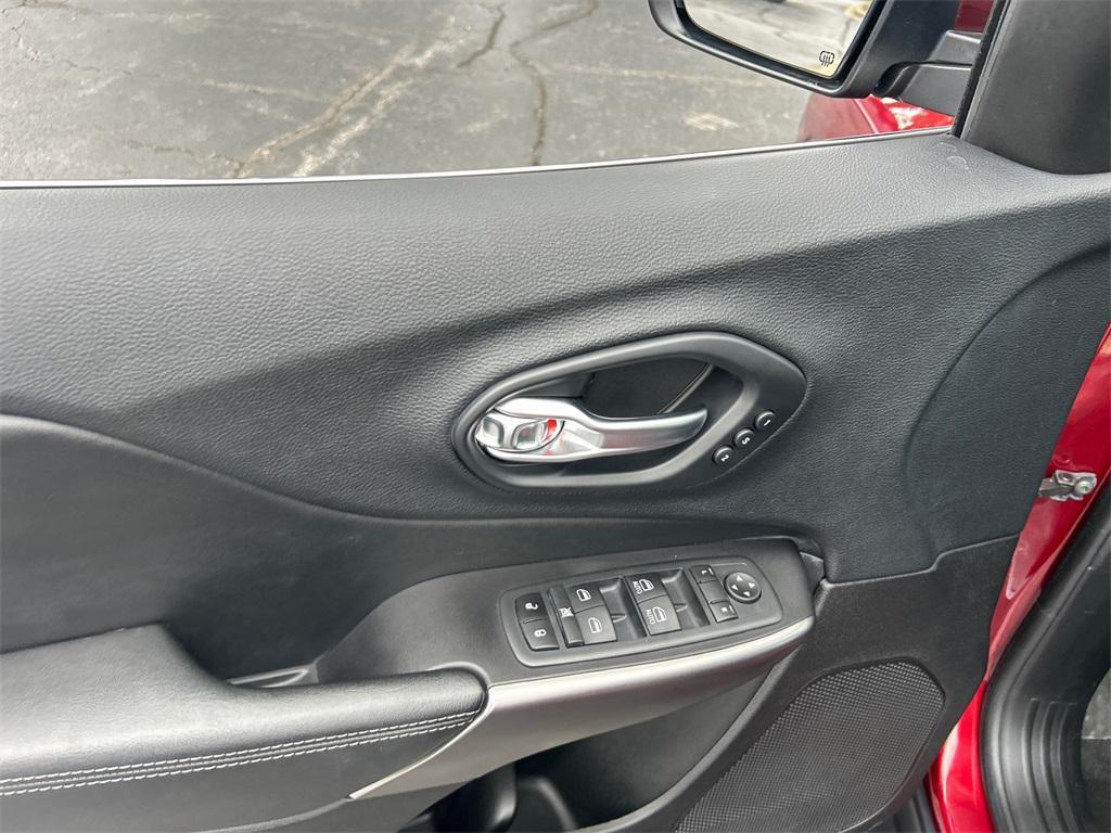 used 2020 Jeep Cherokee car, priced at $22,000