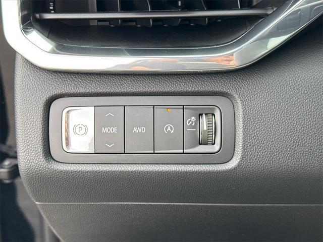 new 2025 GMC Acadia car, priced at $52,882