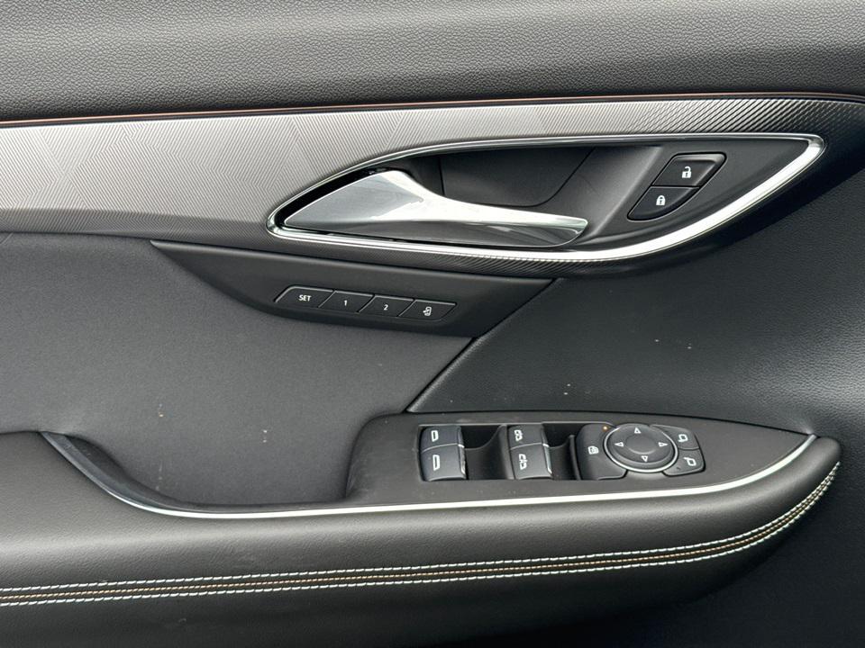 new 2025 Buick Envision car, priced at $36,000