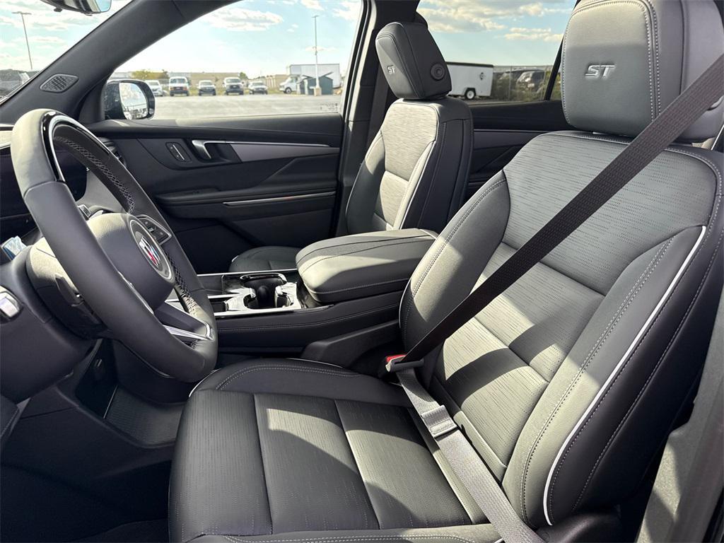 new 2026 Buick Enclave car, priced at $53,750