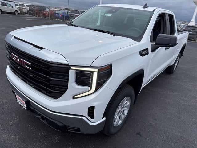 new 2025 GMC Sierra 1500 car, priced at $39,500