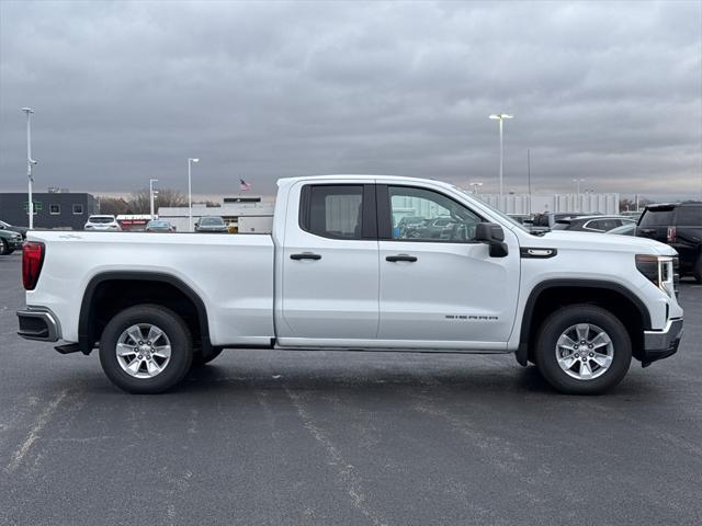 new 2025 GMC Sierra 1500 car, priced at $39,500