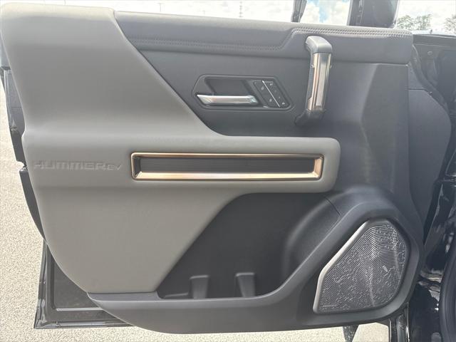 new 2025 GMC HUMMER EV Pickup car, priced at $89,500