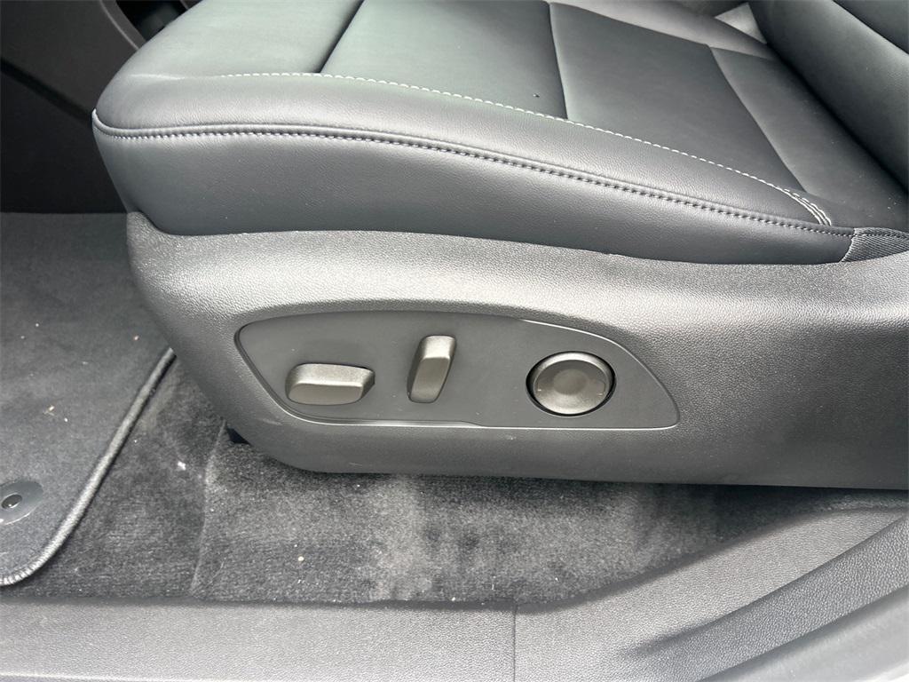 new 2026 GMC Acadia car, priced at $52,817