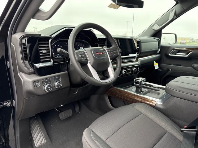 new 2025 GMC Sierra 1500 car, priced at $51,250