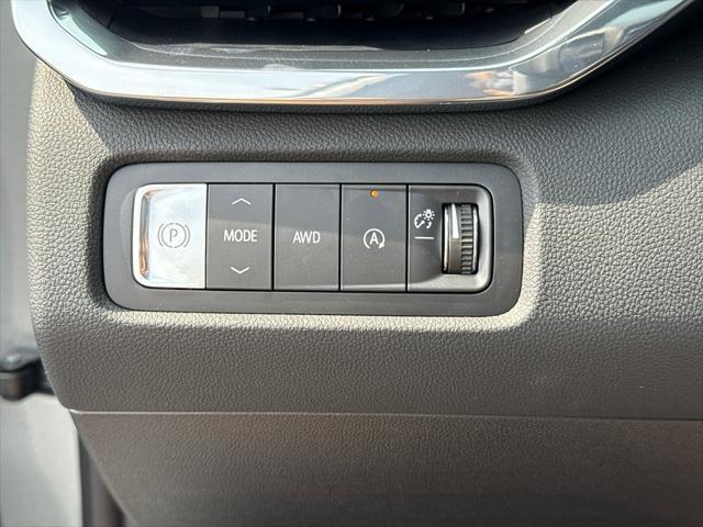 new 2025 GMC Acadia car, priced at $51,567