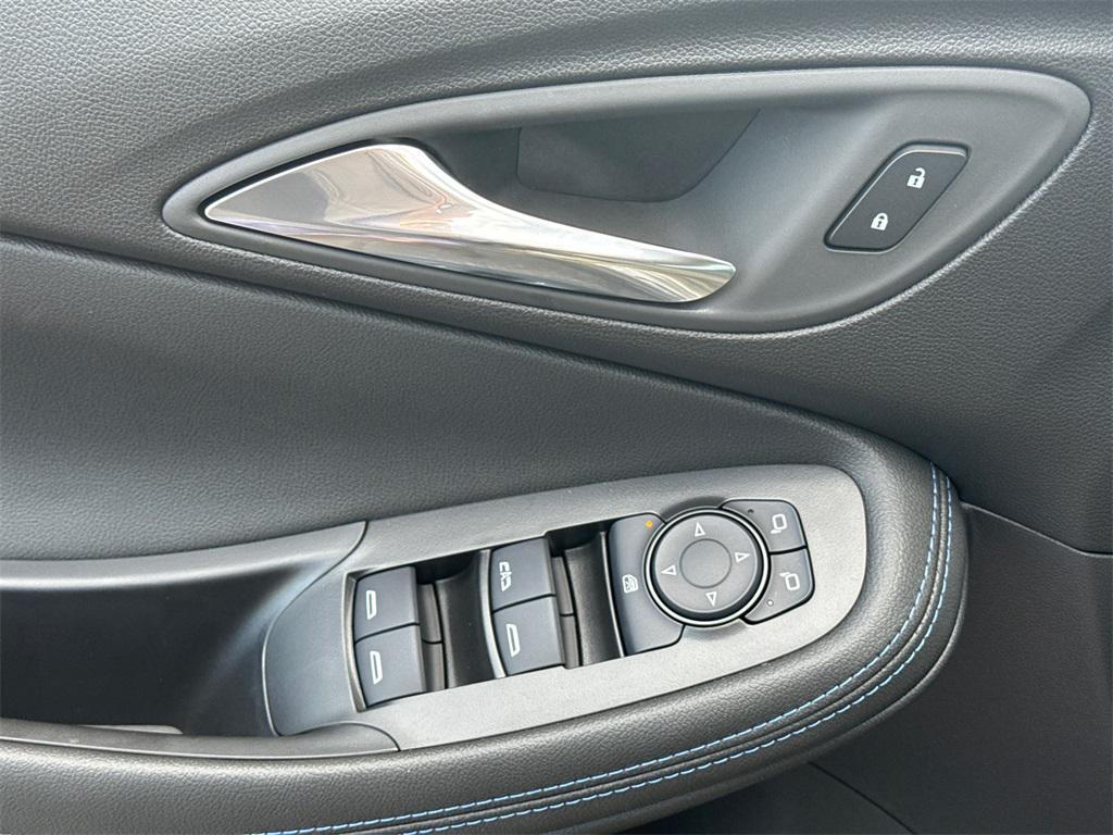 new 2026 Buick Encore GX car, priced at $27,500