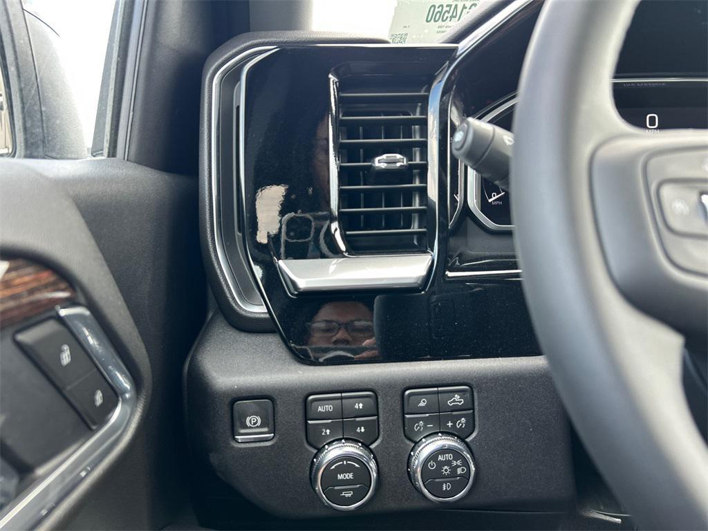 new 2026 GMC Sierra 1500 car, priced at $58,250