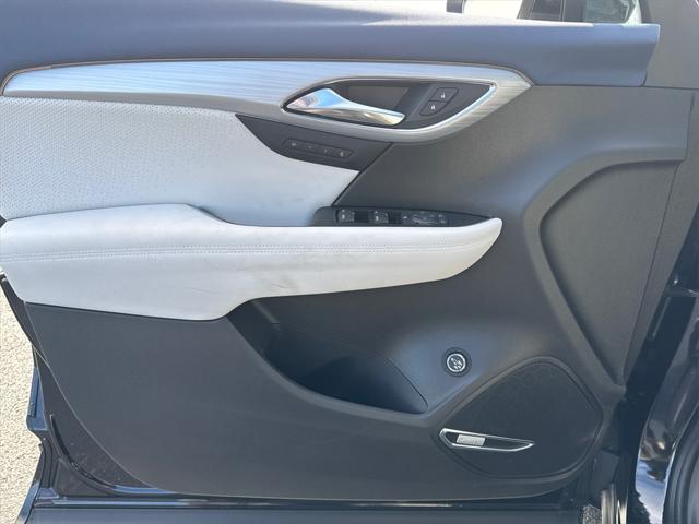 new 2025 Buick Envision car, priced at $45,490