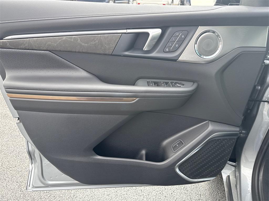 new 2026 Buick Enclave car, priced at $59,000