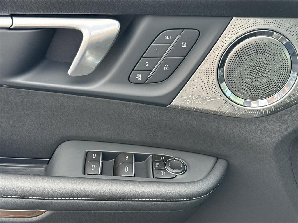 new 2026 Buick Enclave car, priced at $59,000