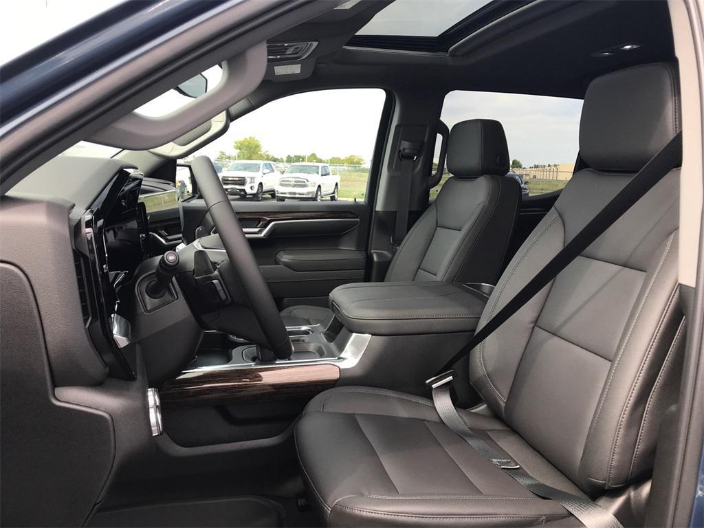 new 2026 GMC Sierra 1500 car, priced at $58,250