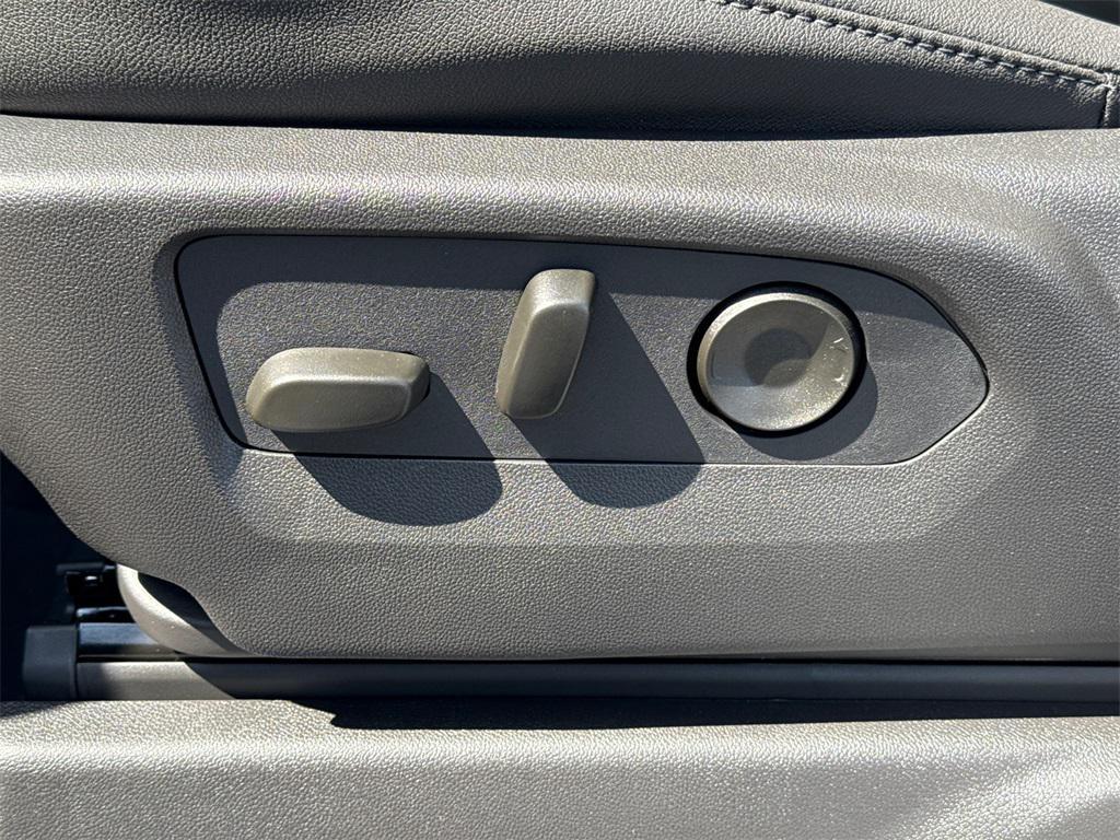 new 2026 GMC Sierra 1500 car, priced at $58,250