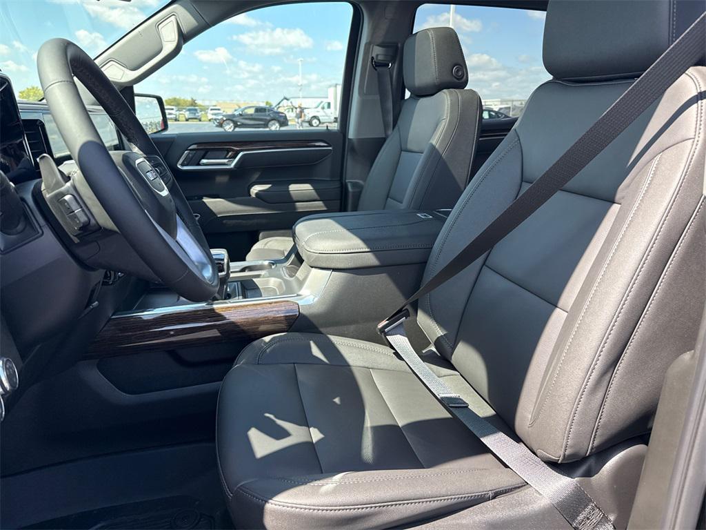 new 2026 GMC Sierra 1500 car, priced at $58,250
