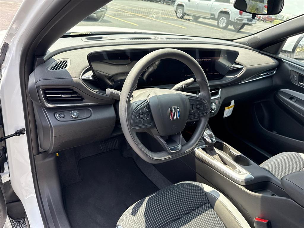 new 2025 Buick Envista car, priced at $22,000