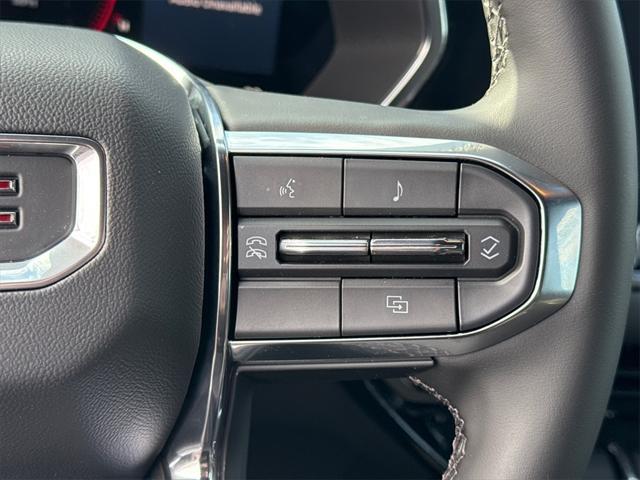 new 2025 GMC Canyon car, priced at $40,776