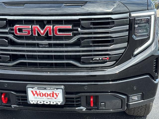 new 2025 GMC Sierra 1500 car, priced at $64,750
