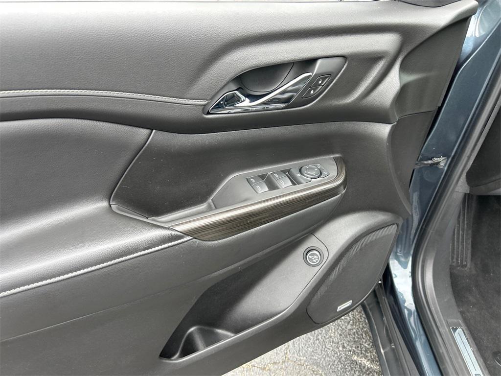 used 2019 GMC Acadia car, priced at $21,250