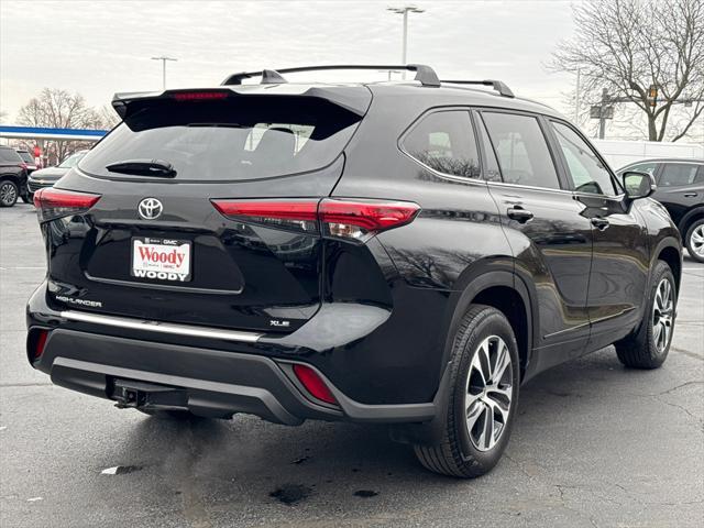 used 2023 Toyota Highlander car, priced at $36,500