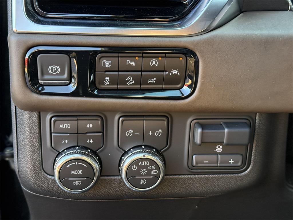 used 2025 GMC Yukon XL car, priced at $99,000