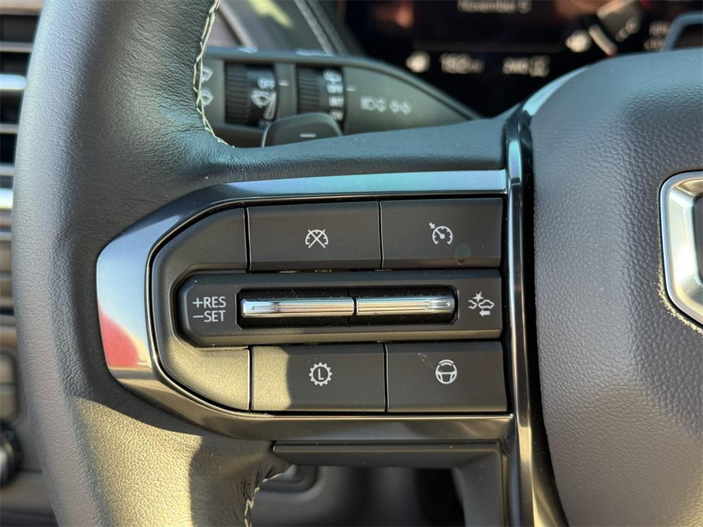 used 2025 GMC Yukon XL car, priced at $99,000