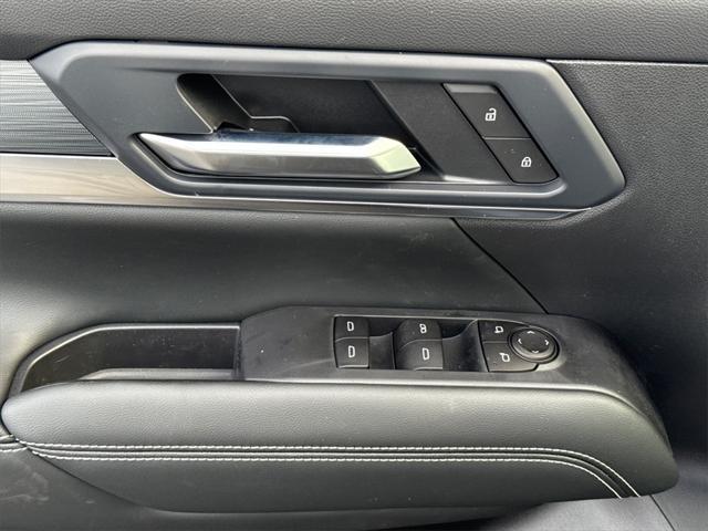 new 2025 GMC Terrain car, priced at $32,373