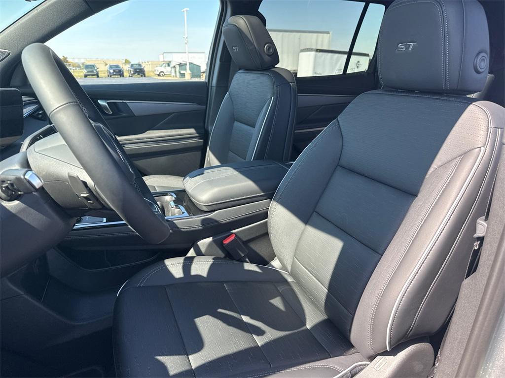 new 2026 Buick Enclave car, priced at $53,160