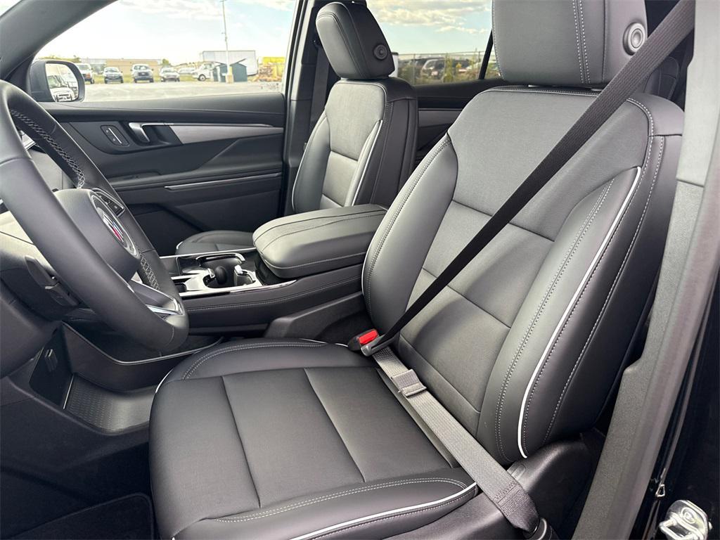 new 2026 Buick Enclave car, priced at $50,276