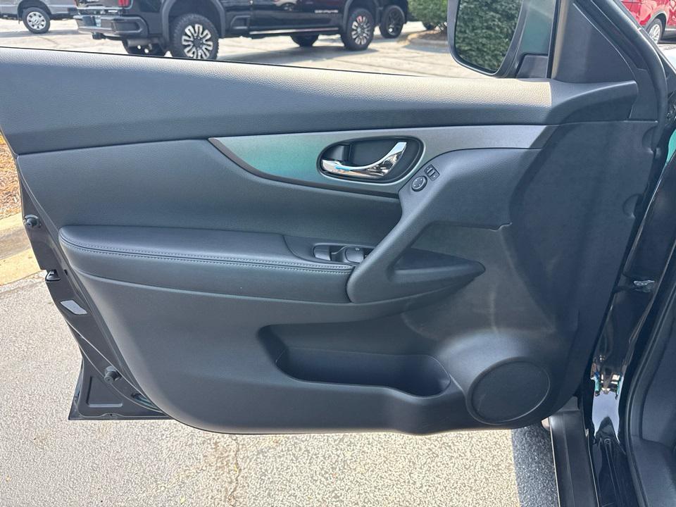 used 2014 Nissan Rogue car, priced at $11,500