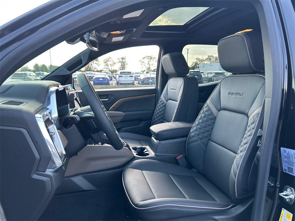 new 2026 GMC Canyon car, priced at $54,034