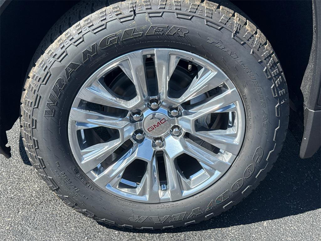 new 2026 GMC Sierra 1500 car, priced at $63,250