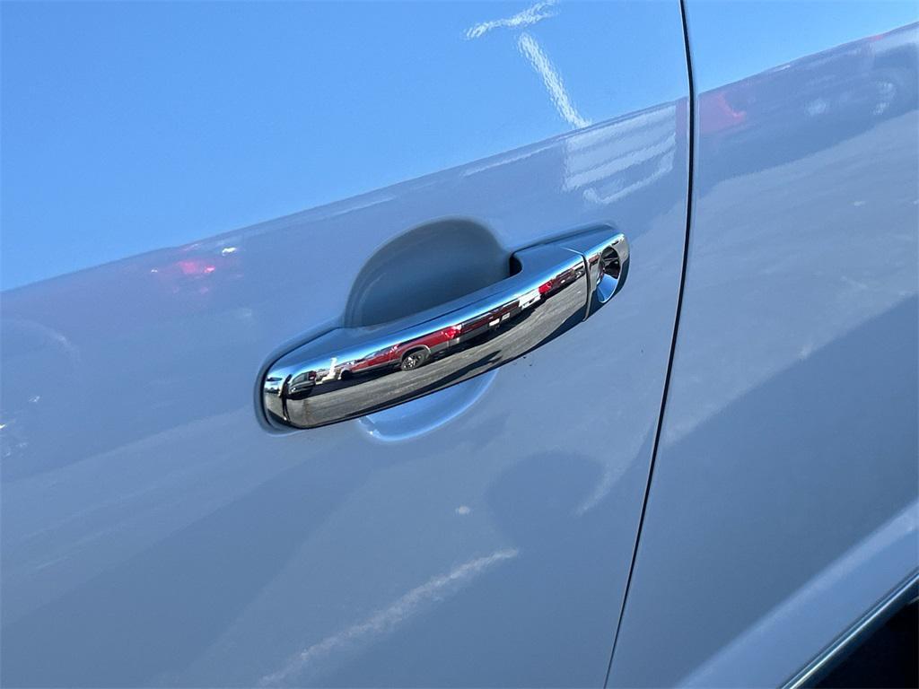 used 2017 Buick Enclave car, priced at $15,500