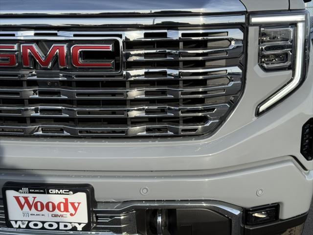 new 2025 GMC Sierra 1500 car, priced at $62,750