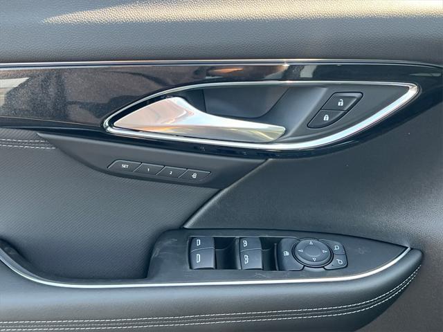 new 2024 Buick Envision car, priced at $33,000