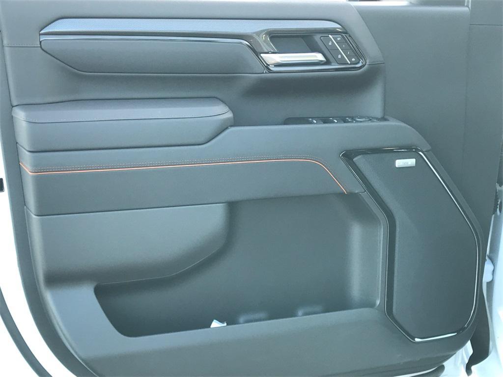 new 2026 GMC Sierra 2500 car, priced at $68,500