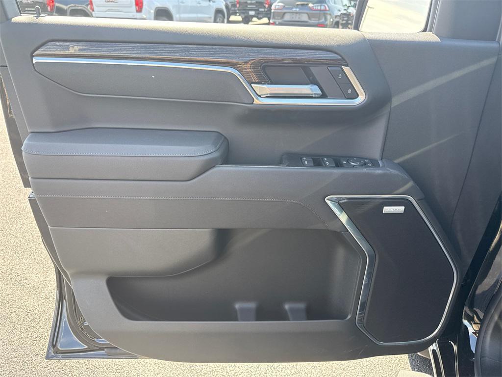 new 2026 GMC Sierra 1500 car, priced at $58,250