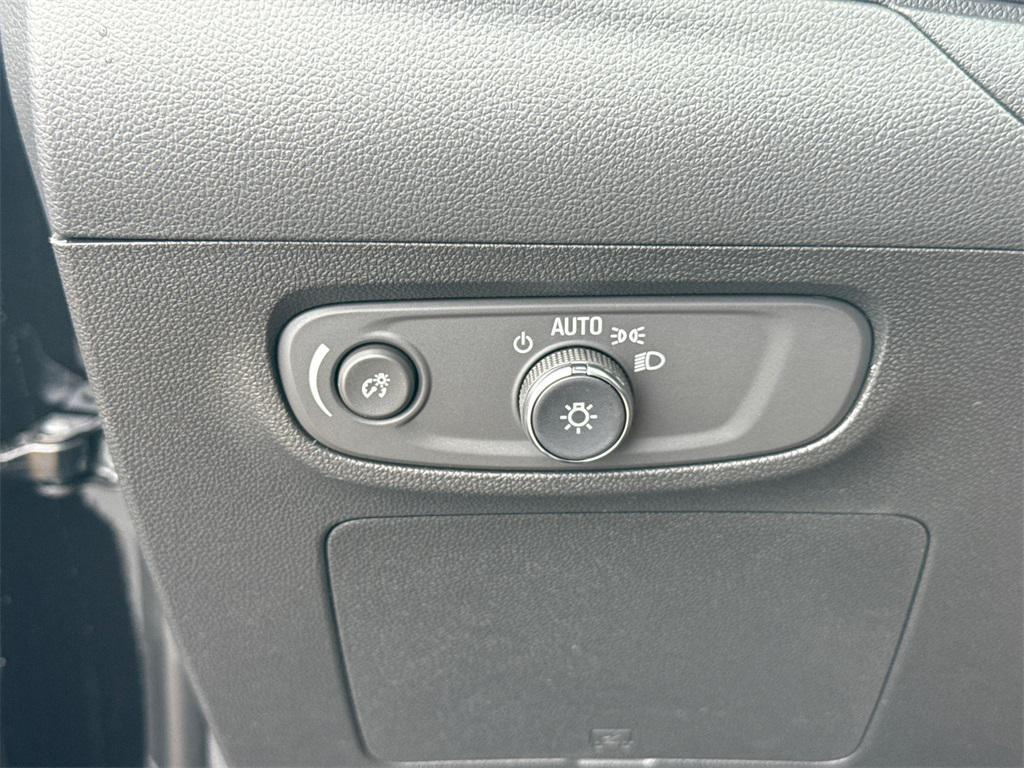 new 2026 Buick Encore GX car, priced at $27,250