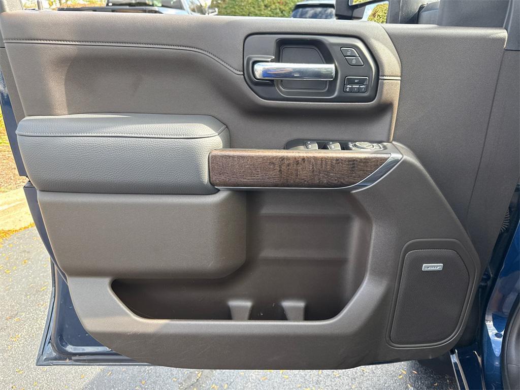 used 2022 GMC Sierra 2500 car, priced at $56,000