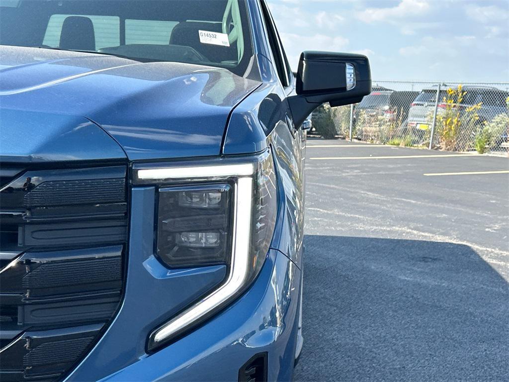 new 2026 GMC Sierra 1500 car, priced at $58,250