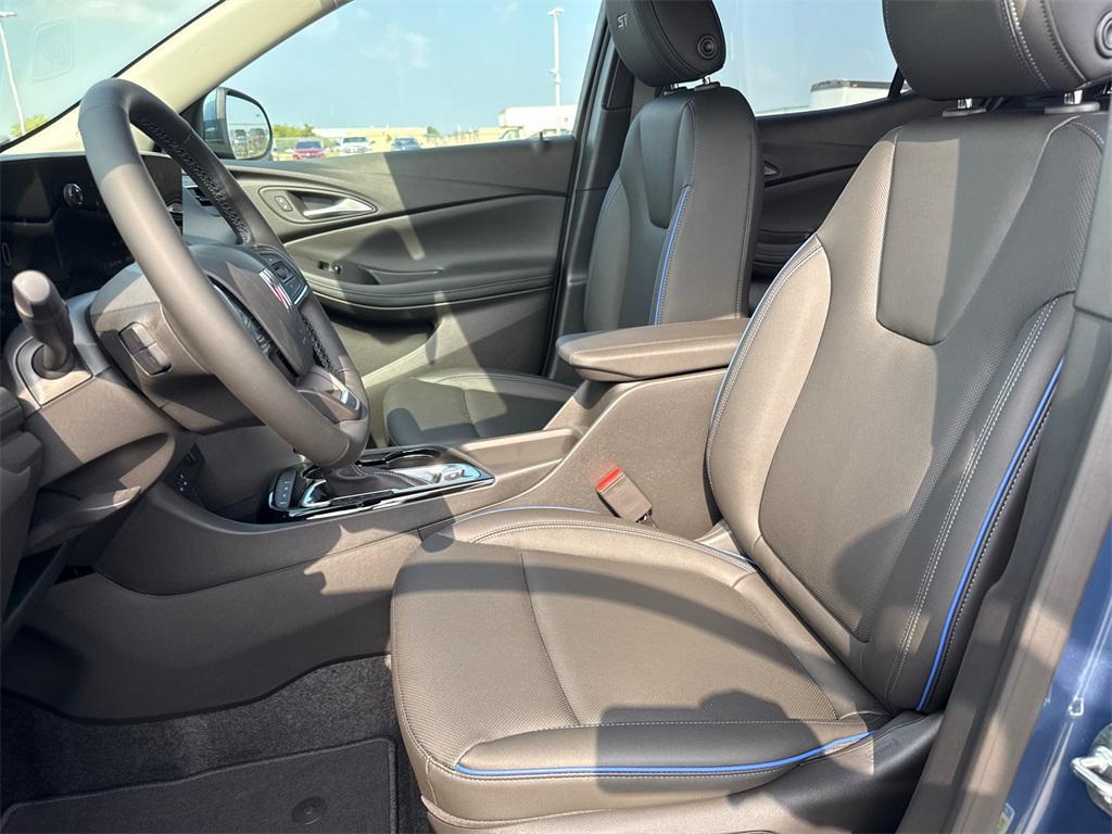 new 2026 Buick Encore GX car, priced at $29,500