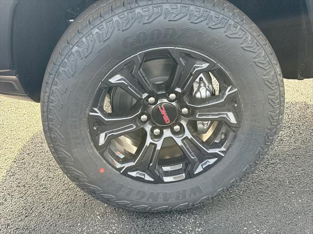 new 2025 GMC Canyon car, priced at $41,943