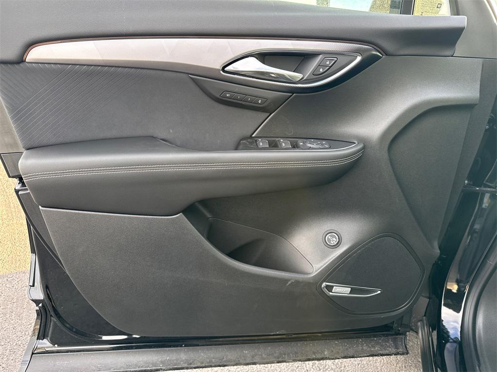 new 2025 Buick Envision car, priced at $37,500